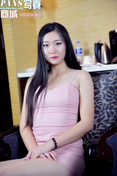 不要相信她